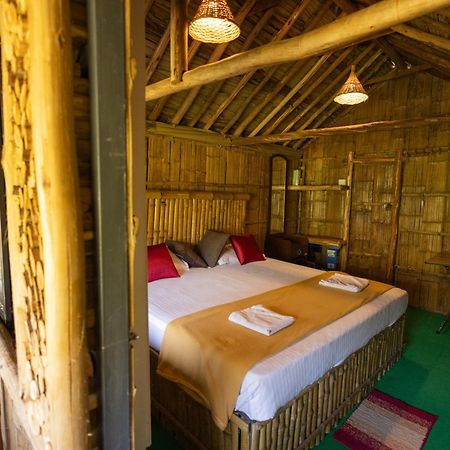 Fab - Bamboo Hut With Open Shower Munnar Bagian luar foto